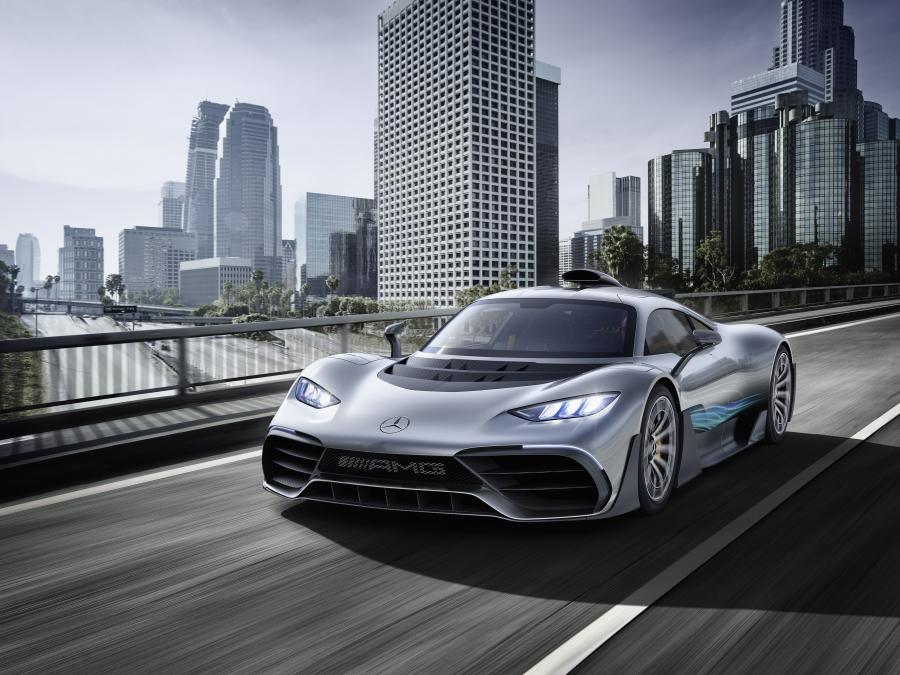  Mercedes-AMG Project ONE 2017 года  (фото 1 из 28)